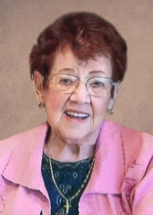 Mme Angèle Belley