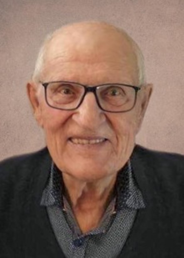 M. Lucien Tremblay